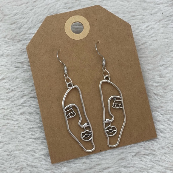 Face earrings 2/$20 - Picture 2 of 2